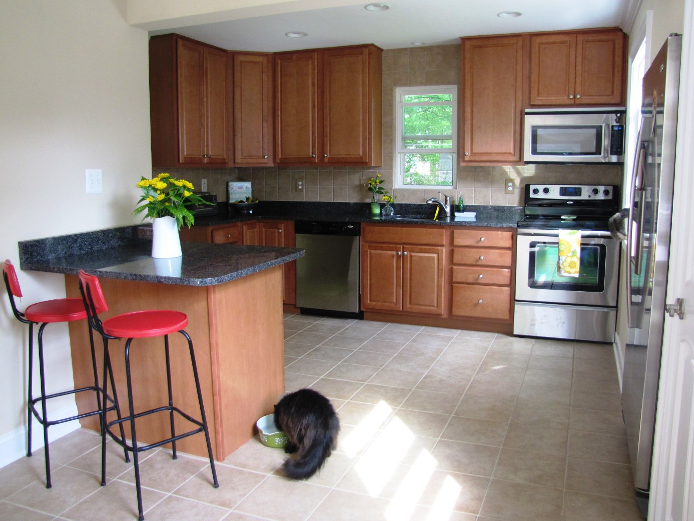 Kitchen Storage} How to hide a dish rack - The Borrowed AbodeThe Borrowed  Abode