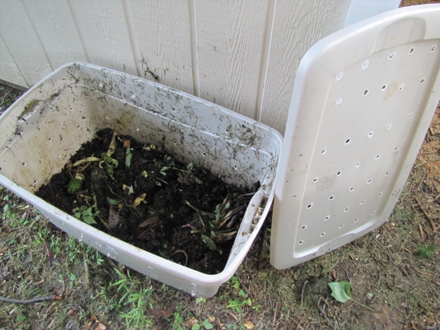 How To Create The Perfect DIY Compost Bins - Attractive & Inexpensive!