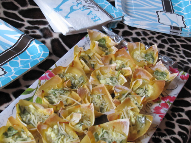 Spinach Feta Quiche Wonton Cups | TheBorrowedAbode.com