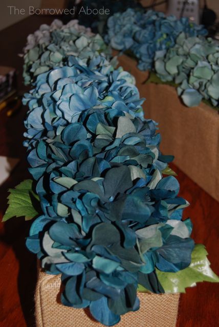 Ombre Tablescape Blue Hydrangeas | The Borrowed Abode