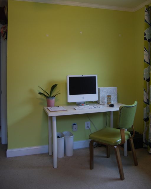 Old White Ikea Office Desk