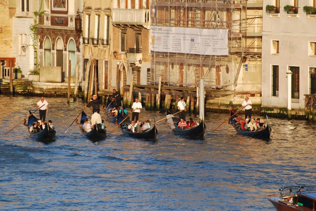 Venice Gondoliers Grand Canal | The Borrowed Abode