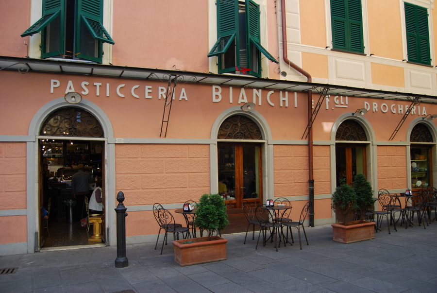 2016 Italy Levanto Pasticceria Bianchi 