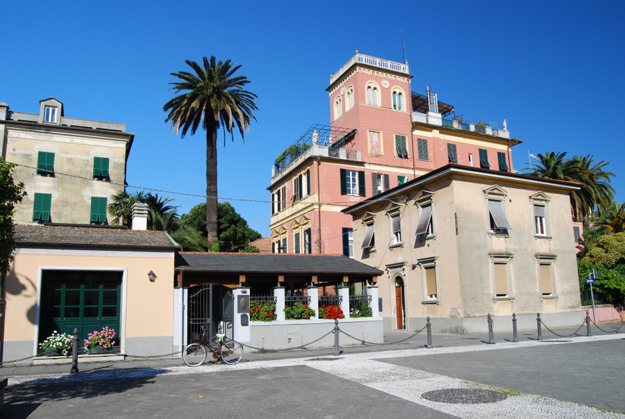 2016 Italy Levanto Town Square Cinque Terre